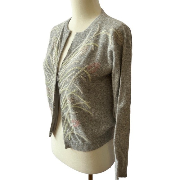 SOLD WHITE + WARREN CARDIGAN S BEADED FLORAL LAMBSWOOL ANGORA RABBIT HAIR - Picture 5 of 13